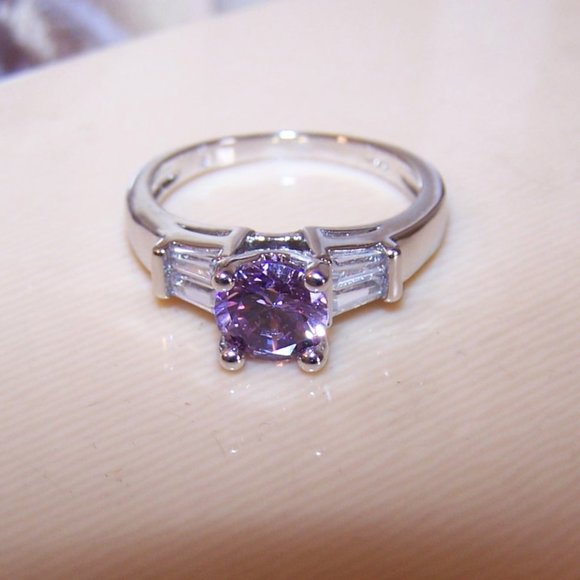 Sterling Silver Lavender Clear Cubic Zirconia CZ Engagement Ring - Size 7 - Picture 5 of 10
